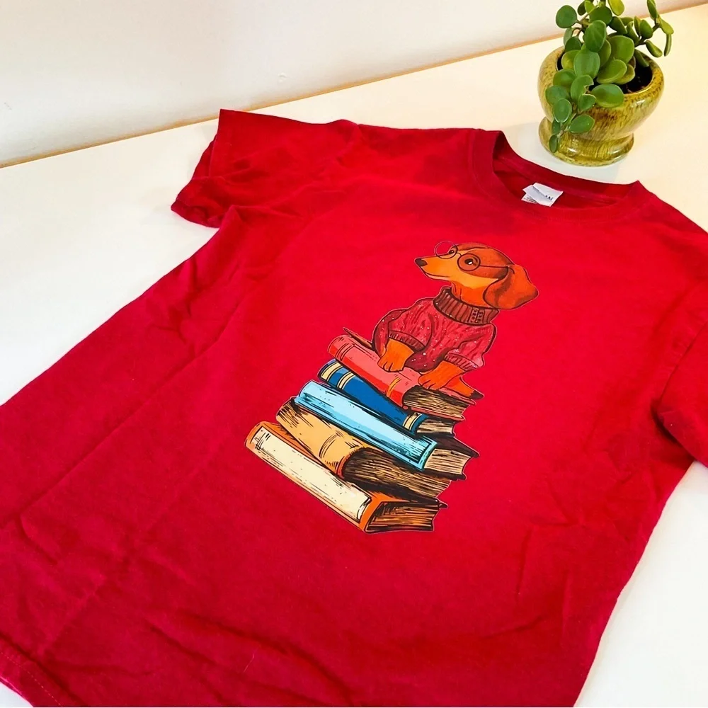 HANDMADE Doxie on a stack of books Red Cotton Tee Shirt - Picture 6 of 8